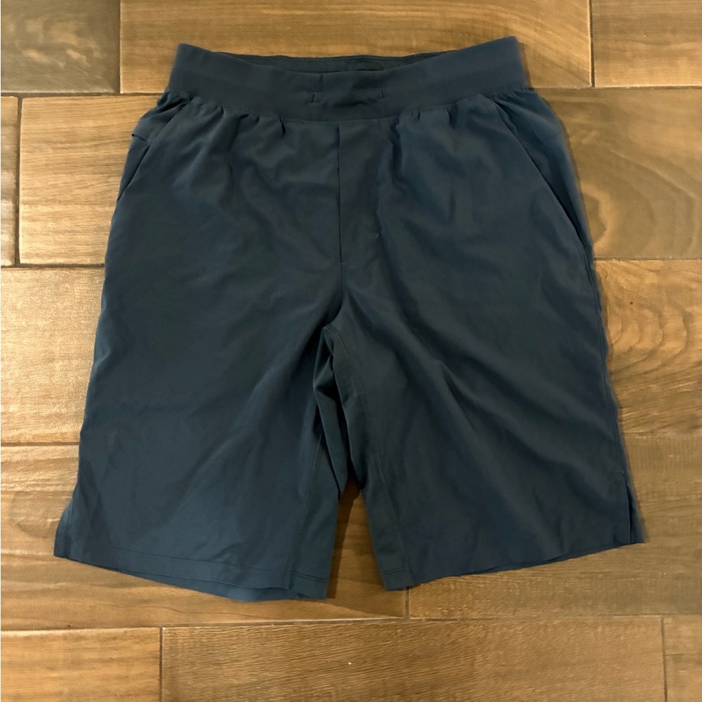 lululemon athletica Men's Dark Blue Athletic Shorts